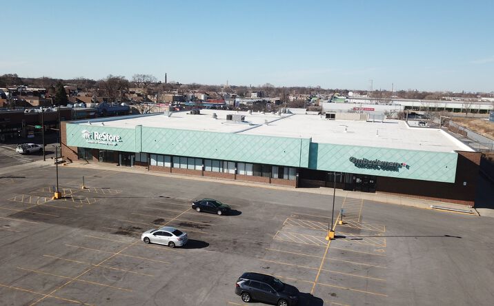Pictures of Retail property located at 6057 S Western Ave, Chicago, IL 60636 for sales - image #1