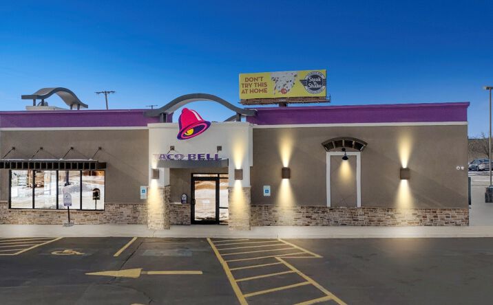 Pictures of Retail property located at 940 Boardman Poland Rd, Youngstown, OH 44512 for sales - image #1