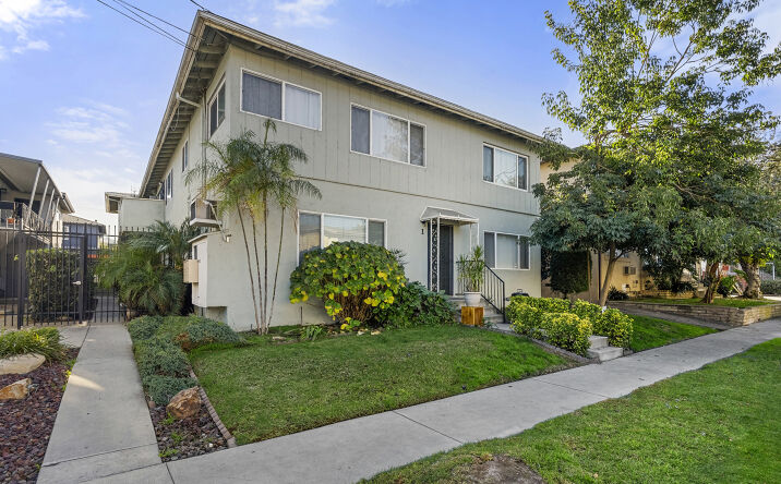 Pictures of Multifamily property located at 13520 Rye St, Los Angeles, CA 91423 for sales - image #1