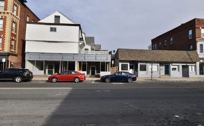 Pictures of Mixed Use property located at 166 Main St, Springfield, MA 01151 for sales - image #1