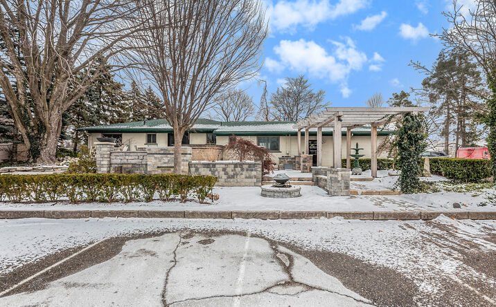 image of property at 51989 SCHOENHERR RD Shelby Township MI 48315-2739