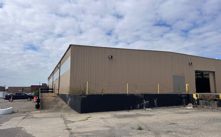 Pictures of Industrial property located at 1721 and 1805 James P Cole Blvd, Flint, MI 48503 for sales - image #1
