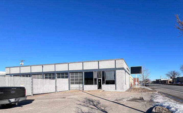 Pictures of Industrial property located at 1200 Burlington St, North Kansas City, MO 64116 for sales - image #1