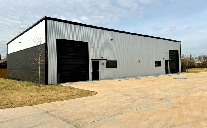 Pictures of Industrial property located at 1035 Northwest 112th Street, Oklahoma City, OK 73114 for sales - image #1