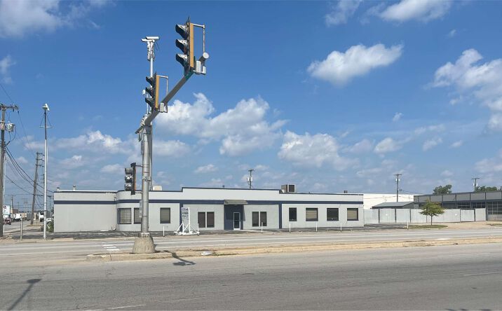 Pictures of Industrial property located at 1202 Burlington St, North Kansas City, MO 64116 for sales - image #1