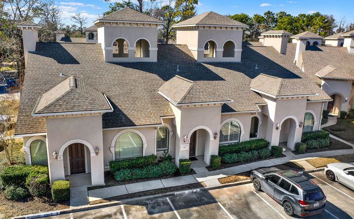 Pictures of Office property located at 12812 Willow Centre Dr, Houston, TX 77066 for sales - image #1