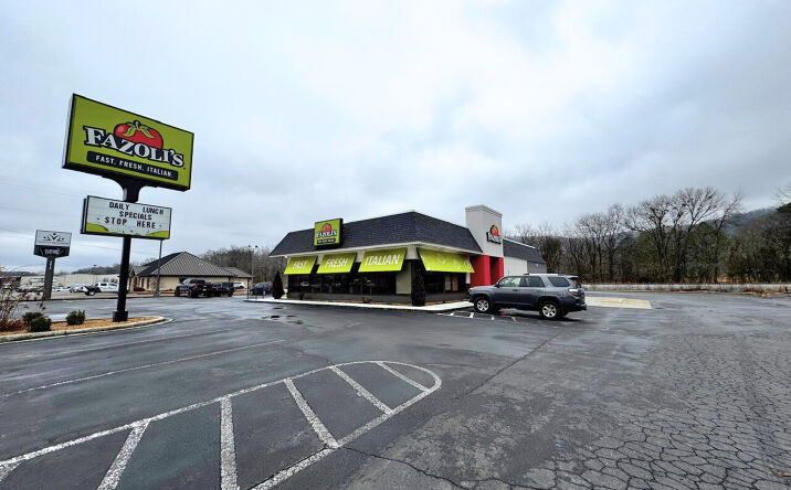 Pictures of Retail property located at 2609 Gault Ave N, Fort Payne, AL 35967 for sales - image #1