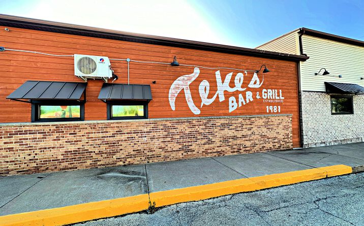 Pictures of Business for Sale, Hospitality property located at 113 W Main St, Streator, IL 61364 for sales - image #1