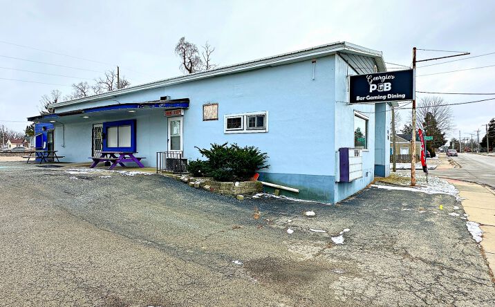 Pictures of Business for Sale, Hospitality property located at 527 S Illinois St, Streator, IL 61364 for sales - image #1