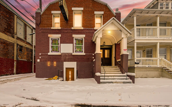 Pictures of Mixed Use property located at 2935 Yemans St, Hamtramck, MI 48212 for sales - image #1