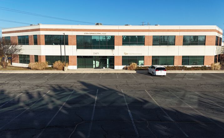Pictures of Office property located at 23475 Rock Haven Way, Sterling, VA 20166 for sales - image #1