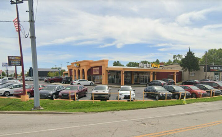 Pictures of Retail property located at 3800 S East St, Indianapolis, IN 46227 for sales - image #1