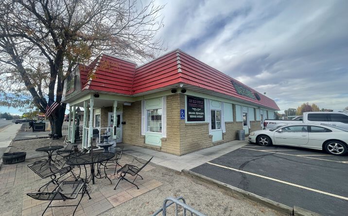 Pictures of Retail property located at 608 E Pershing Ave, Riverton, WY 82501 for sales - image #1