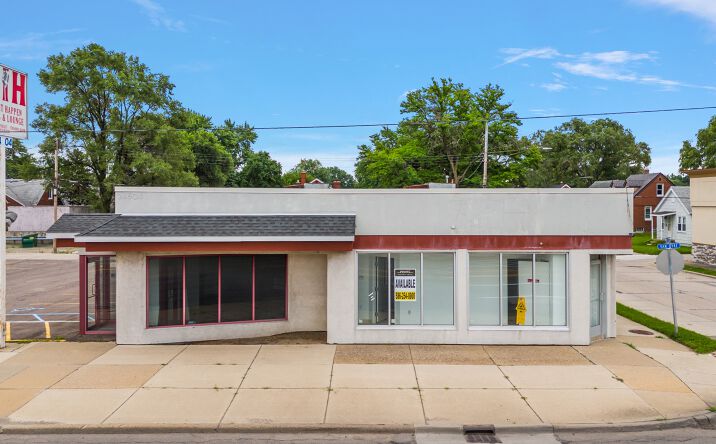 Pictures of Office, Retail property located at 24604 Van Dyke Ave, Center Line, MI 48015 for sales - image #1