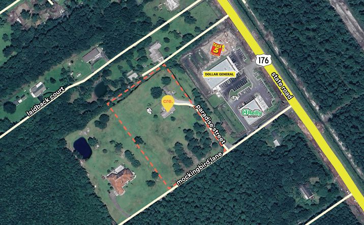 Pictures of Retail property located at 820 Mockingbird Ln, Summerville, SC 29486 for sales - image #1