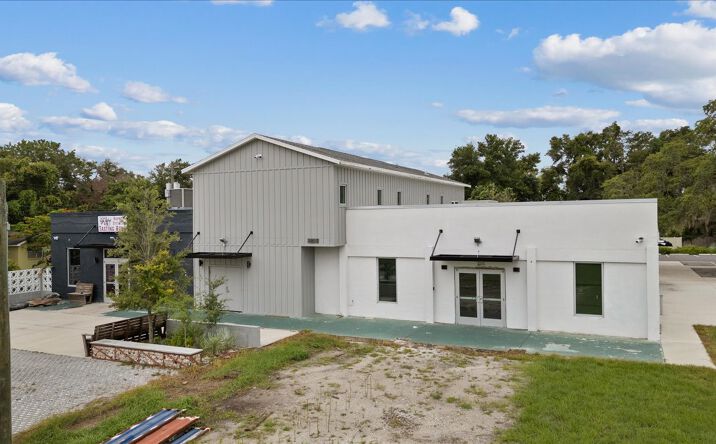 Pictures of Retail property located at 3800 N Nebraska Ave, Tampa, FL 33603 for sales - image #1