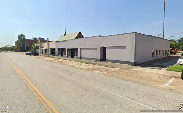 Pictures of Office, Retail property located at 110 E Cotton St, Longview, TX 75601 for sales - image #1
