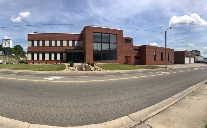 Pictures of Industrial, Mixed Use, Office, Retail, Special Purpose property located at 1913 W State St, Bristol, VA 24201 for sales - image #1