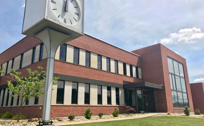 Pictures of Retail, Industrial, Mixed Use, Special Purpose property located at 1913 W State St, Bristol, VA 24201 for sales - image #1
