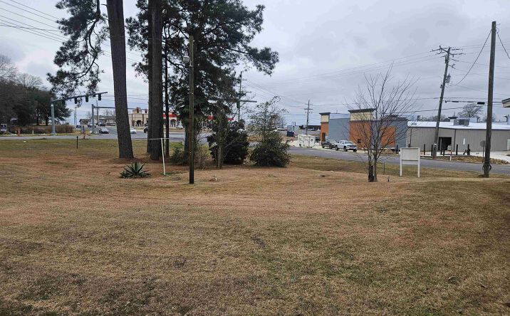 Pictures of Industrial property located at 4450 CYPRESS STREET, West Monroe, LA 71291 for sales - image #1