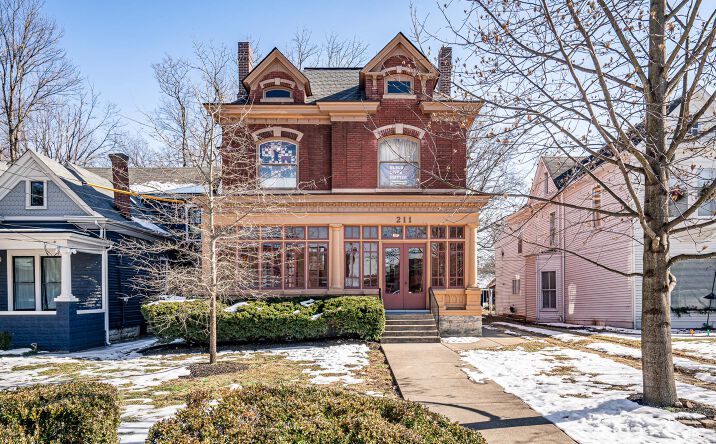 Pictures of Multifamily property located at 211 Haldeman Ave, Louisville, KY 40206 for sales - image #1