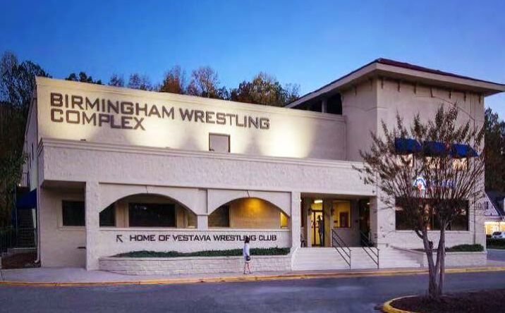 Pictures of Mixed Use, Office, Retail, Special Purpose property located at 100 Old Town Rd, Vestavia Hills, AL 35216 for sales - image #1