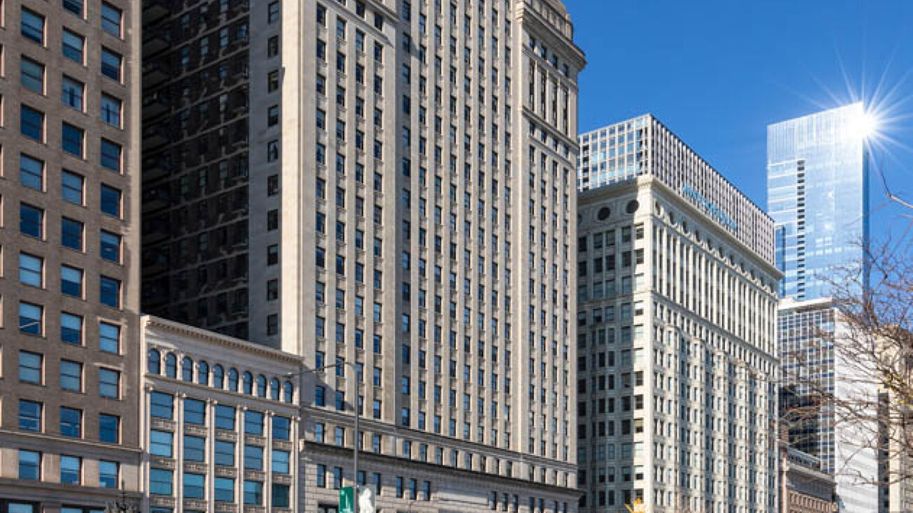 Pictures of Mixed Use, Retail property located at 310 S Michigan Ave, Chicago, IL 60604 for sales - image #1