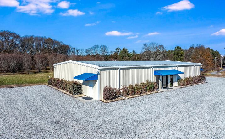 Pictures of Mixed Use property located at 1305 Filter Plant Dr, Elberton, GA 30635 for sales - image #1