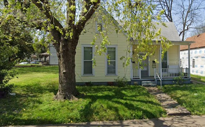 Pictures of Multifamily property located at 337 E 15th St, New Albany, IN 47150 for sales - image #1