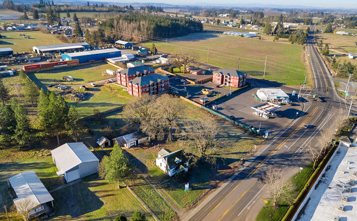 Pictures of Land property located at 1522 W Main St, Molalla, OR 97038 for sales - image #1