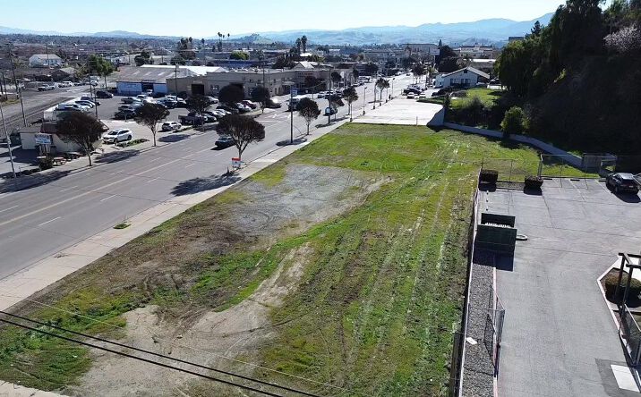 Pictures of Retail, Mixed Use, Land property located at 140 San Benito St, Hollister, CA 95023 for sales - image #1