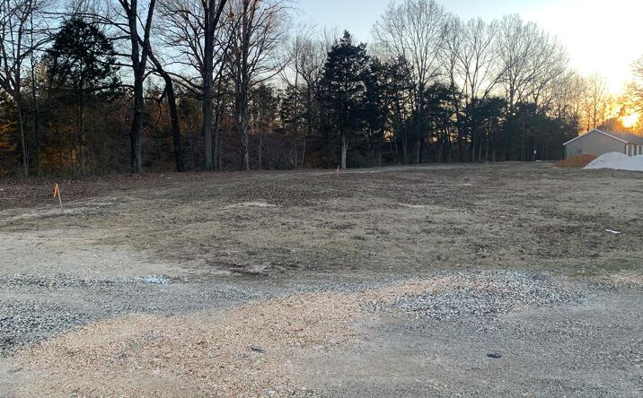 Pictures of Land property located at 1935 Highway 70 W, Camden, TN 38320 for sales - image #1