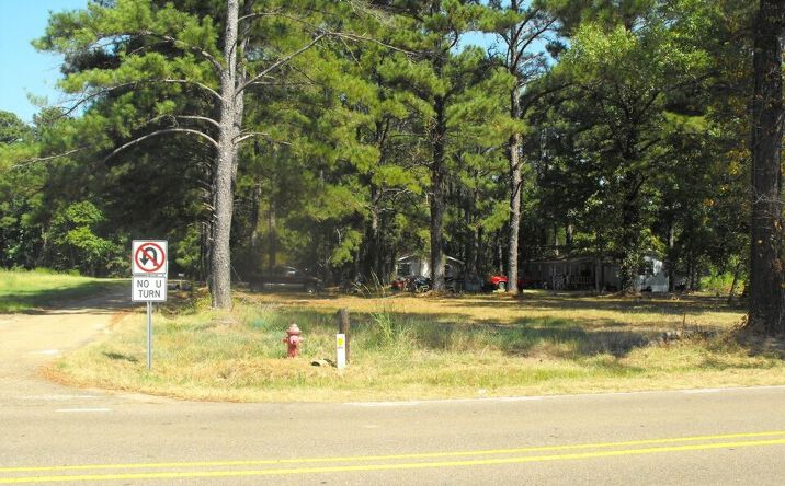 Pictures of Retail property located at 555 Kersh Cir, Flowood, MS 39232 for sales - image #1