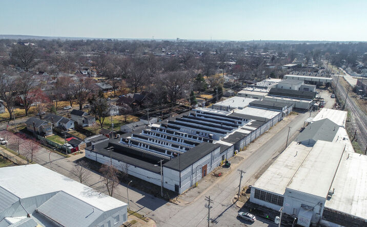 Pictures of Industrial property located at 5206 S 38th St, St. Louis, MO 63116 for sales - image #1