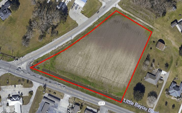 Pictures of Office, Land property located at 3933 LA-311, Houma, LA 70360 for sales - image #1
