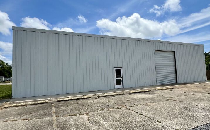 Pictures of Retail, Office, Industrial property located at 300 New Orleans Blvd, Houma, LA 70364 for sales - image #1