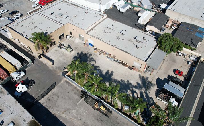 Pictures of Industrial property located at 5612 Borwick Ave, South Gate, CA 90280 for sales - image #1