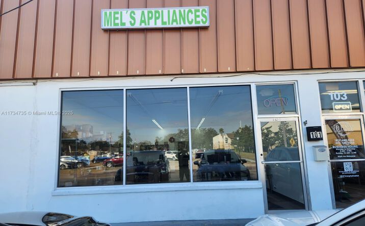 Pictures of Office property located at 101 W Morgan, Brandon, FL 33510 for sales - image #1