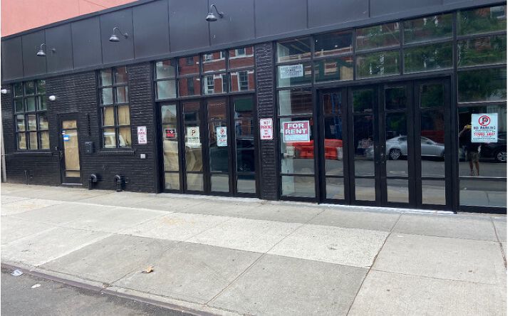 Pictures of Industrial property located at 246 Franklin St, Brooklyn, NY 11222 for sales - image #1