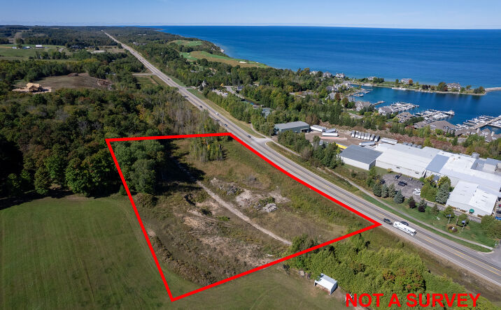 Pictures of Land property located at 4367 Charlevoix Ave, Petoskey, MI 49770 for sales - image #1