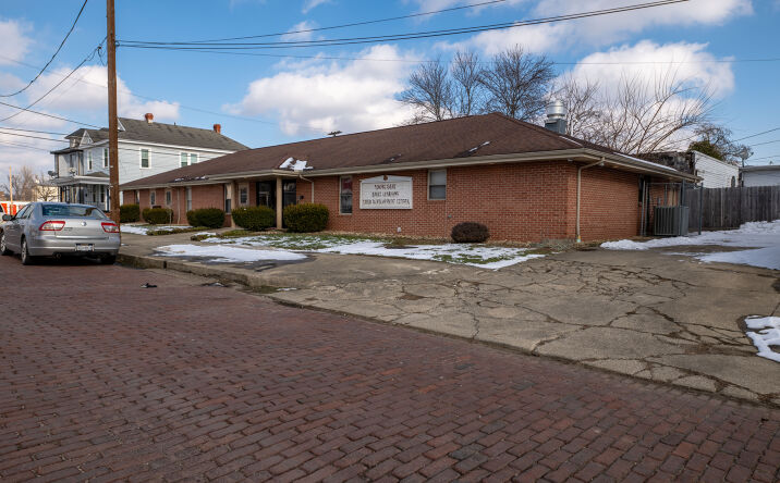 Pictures of Hospitality, Office property located at 432 2nd St, Huntington, WV 25701 for sales - image #1