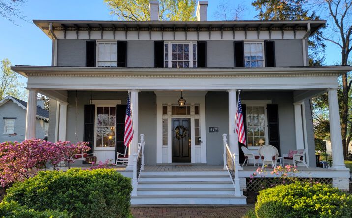 Pictures of Hospitality property located at 417 E Washington St, Charles Town, WV 25414 for sales - image #1