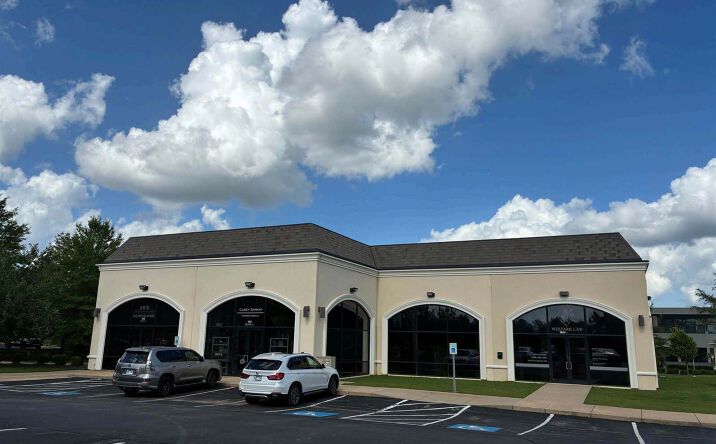 Pictures of Retail, Office property located at 3945 N Vantage Dr, Fayetteville, AR 72703 for sales - image #1