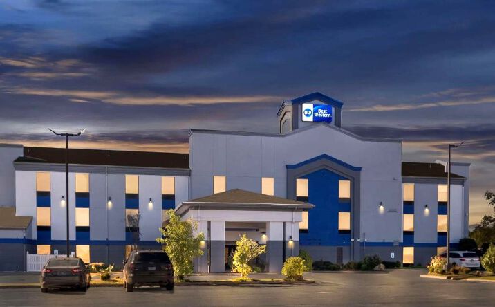 Pictures of Hospitality property located at 1525 N Milt Phillips Ave, Seminole, OK 74868 for sales - image #1