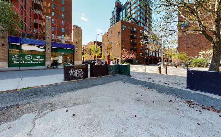 Pictures of Land, Retail, Special Purpose property located at 685 Washington St, New York, NY 10014 for sales - image #1
