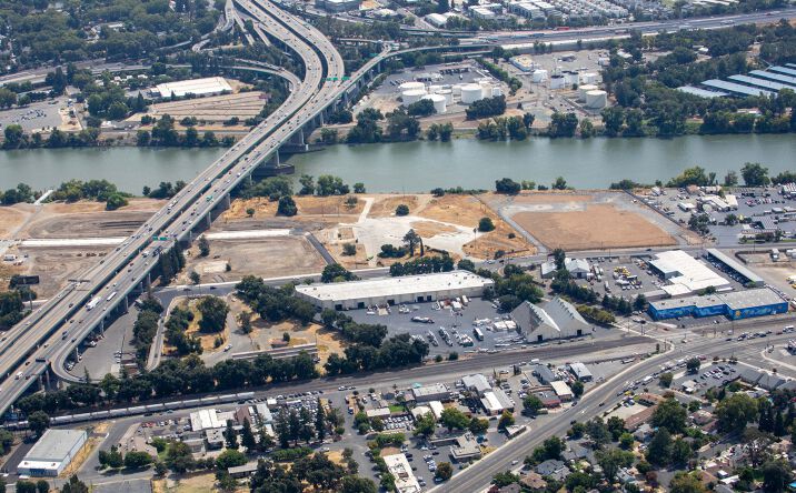 Pictures of Retail property located at 1501 S River Rd, West Sacramento, CA 95691 for sales - image #1