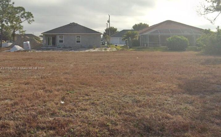 Pictures of Special Purpose property located at 2813 NW 21 Ave, Cape Coral, FL 33993 for sales - image #1