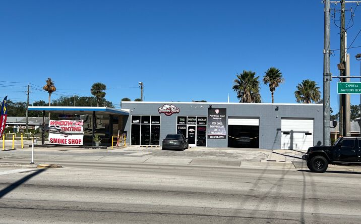 Pictures of Mixed Use, Retail property located at 801 Cypress Gardens Blvd, Winter Haven, FL 33880 for sales - image #1