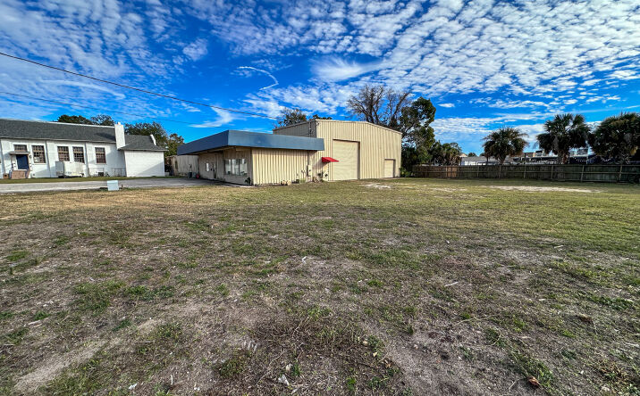 Pictures of Industrial, Land property located at 1401 Barrancas Ave, Pensacola, FL 32502 for sales - image #1