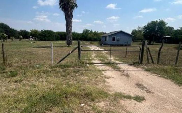 Pictures of Land property located at 6303 N Mile 22 1/2 Road N, Edinburg, TX 78542 for sales - image #1
